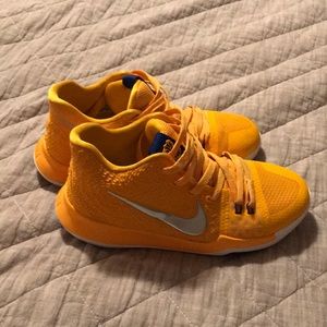 Kyrie 3